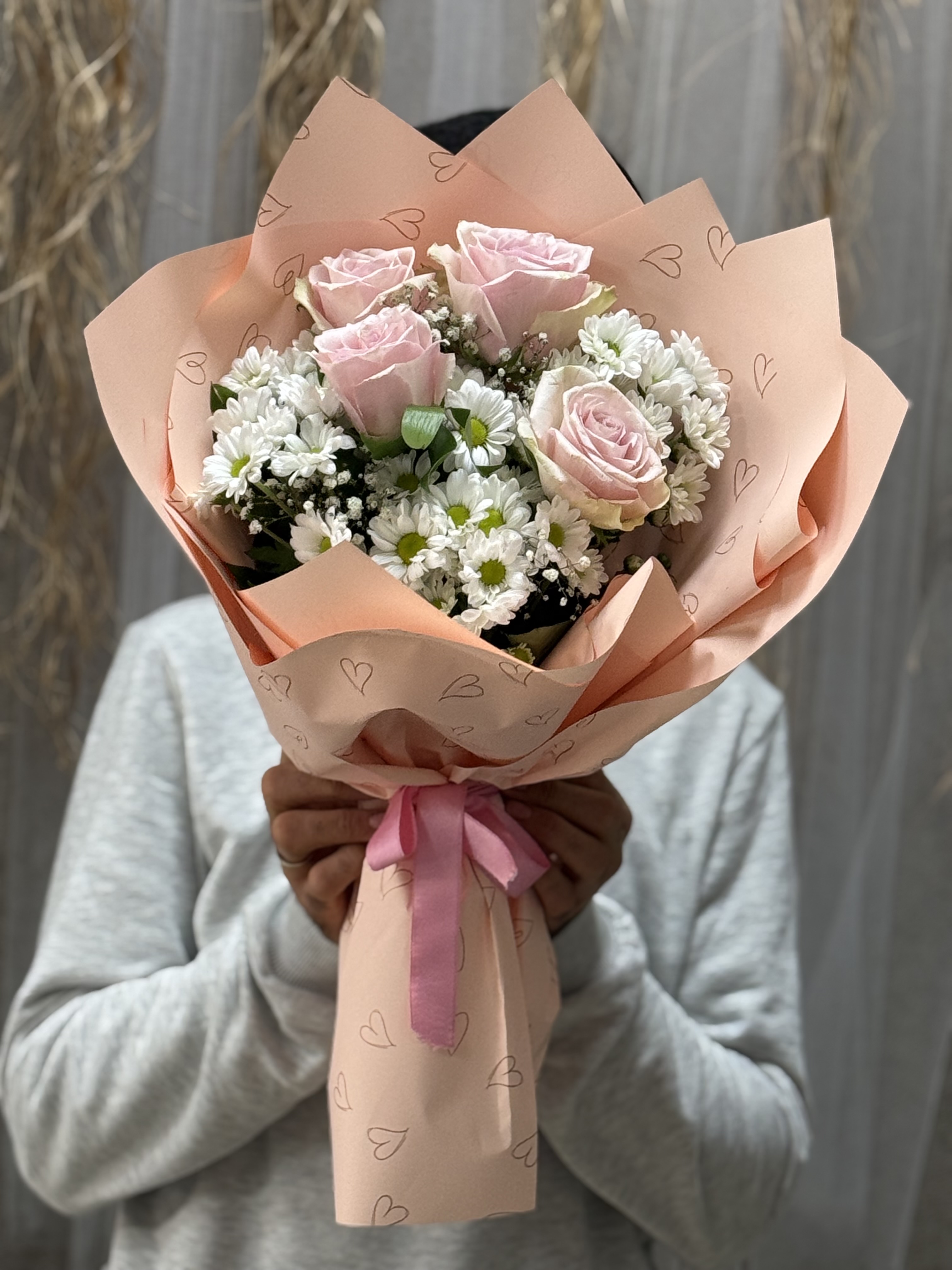 Pembe Gül Ve Papatya Buketi