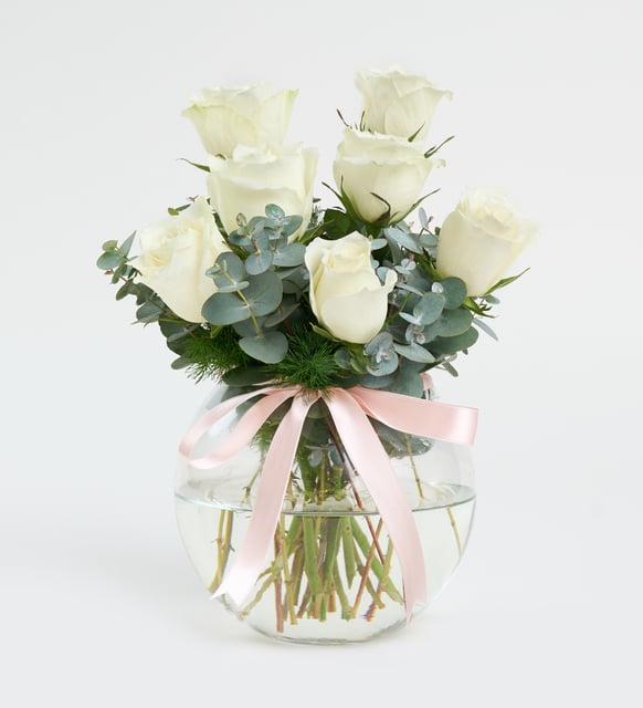  AKVARYUM VAZODA 7'Lİ BEYAZ GÜL