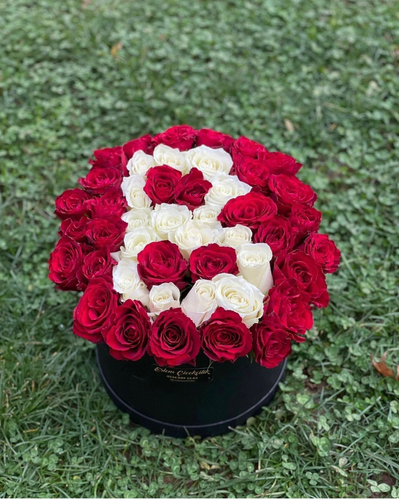 KUTUDA KİŞİYE ÖZEL GÜLLER